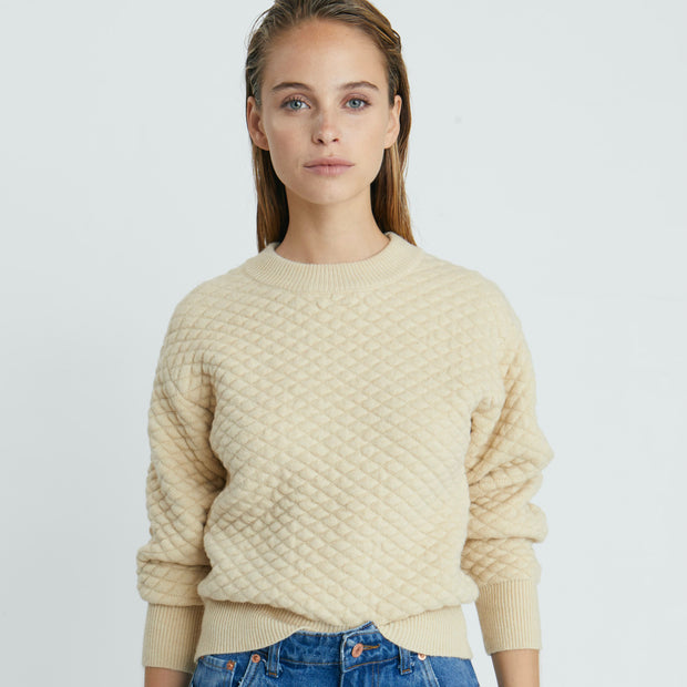 DELUC Pop Sweater