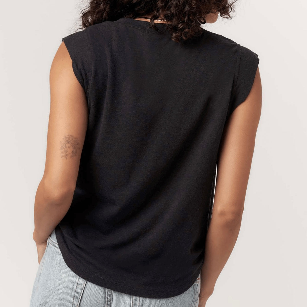 PROJECT SOCIAL T Rue Tank