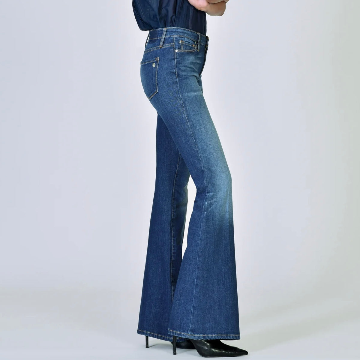 BLACK ORCHID Mia Skinny Flare