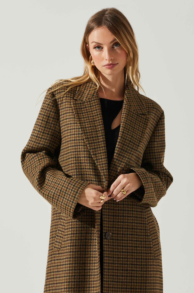 ASTR Sonya Plaid Oversized Coat