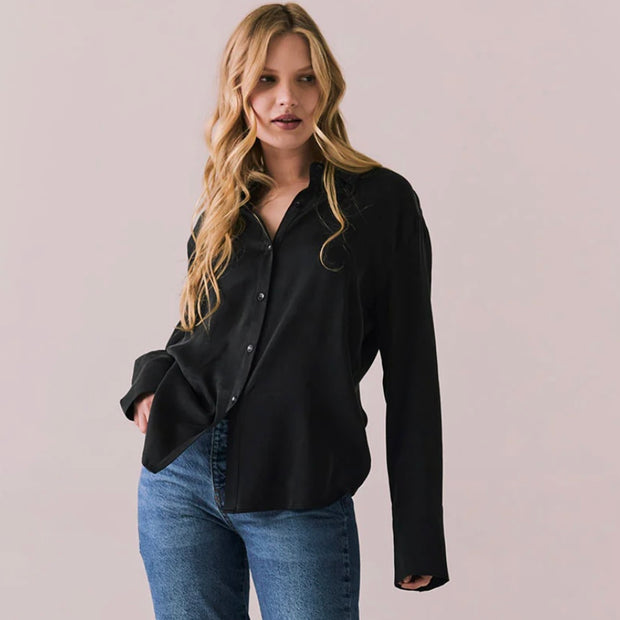 CHASER Helenna Button Down