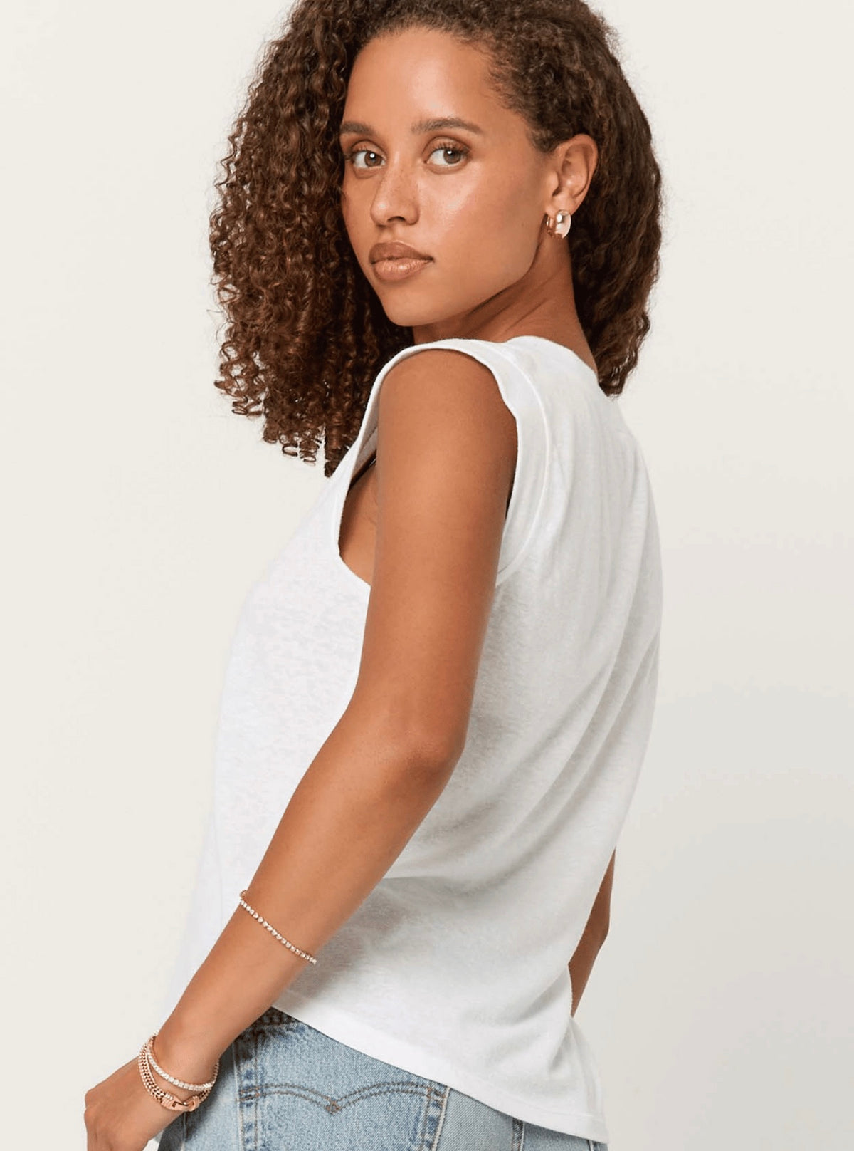 PROJECT SOCIAL T Rue Tank