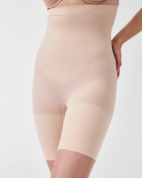 SPANXsculpt Seamless Power Shorts