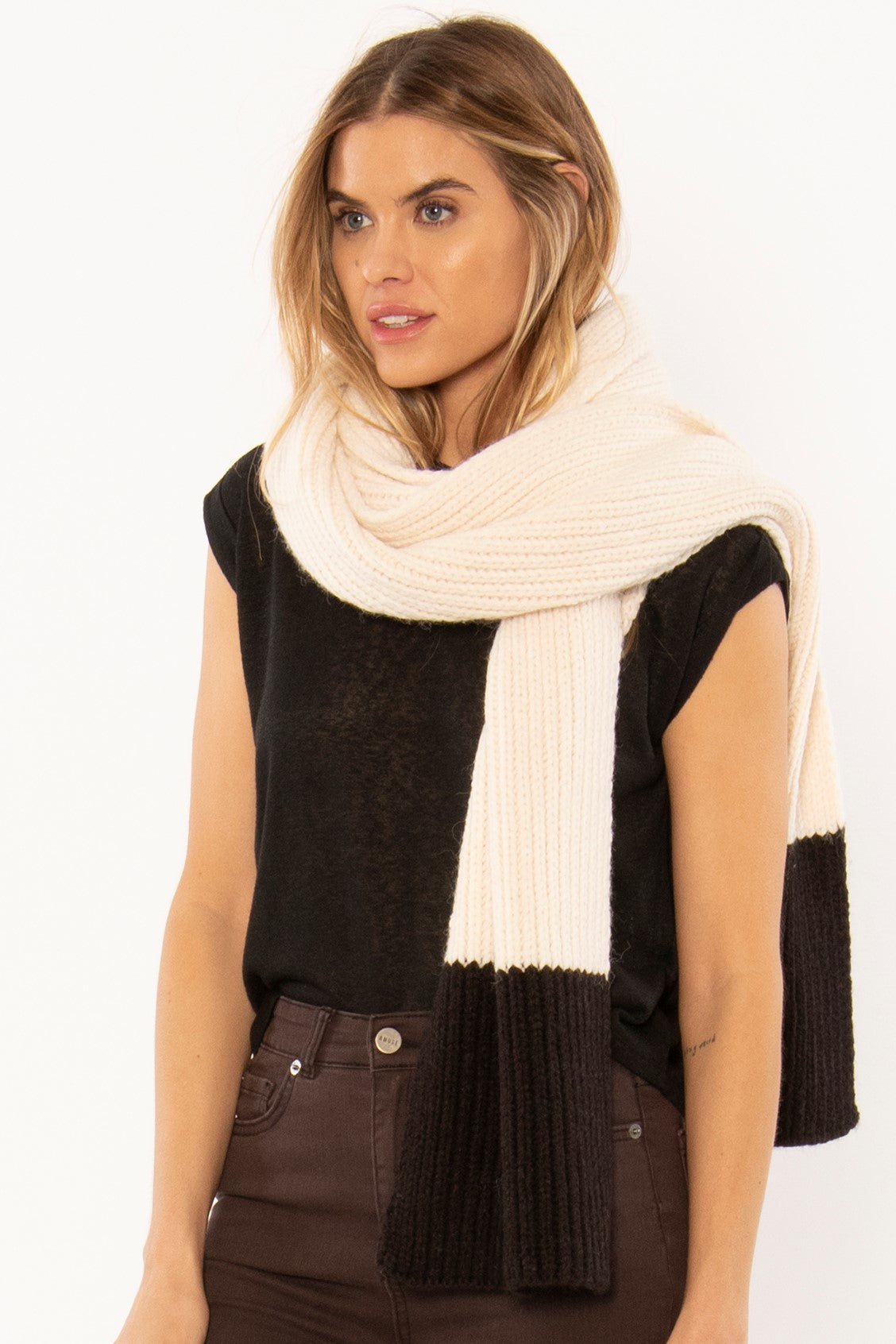 AMUSE SOCIETY Cozy Up Knit Scarf- Casa Blanca