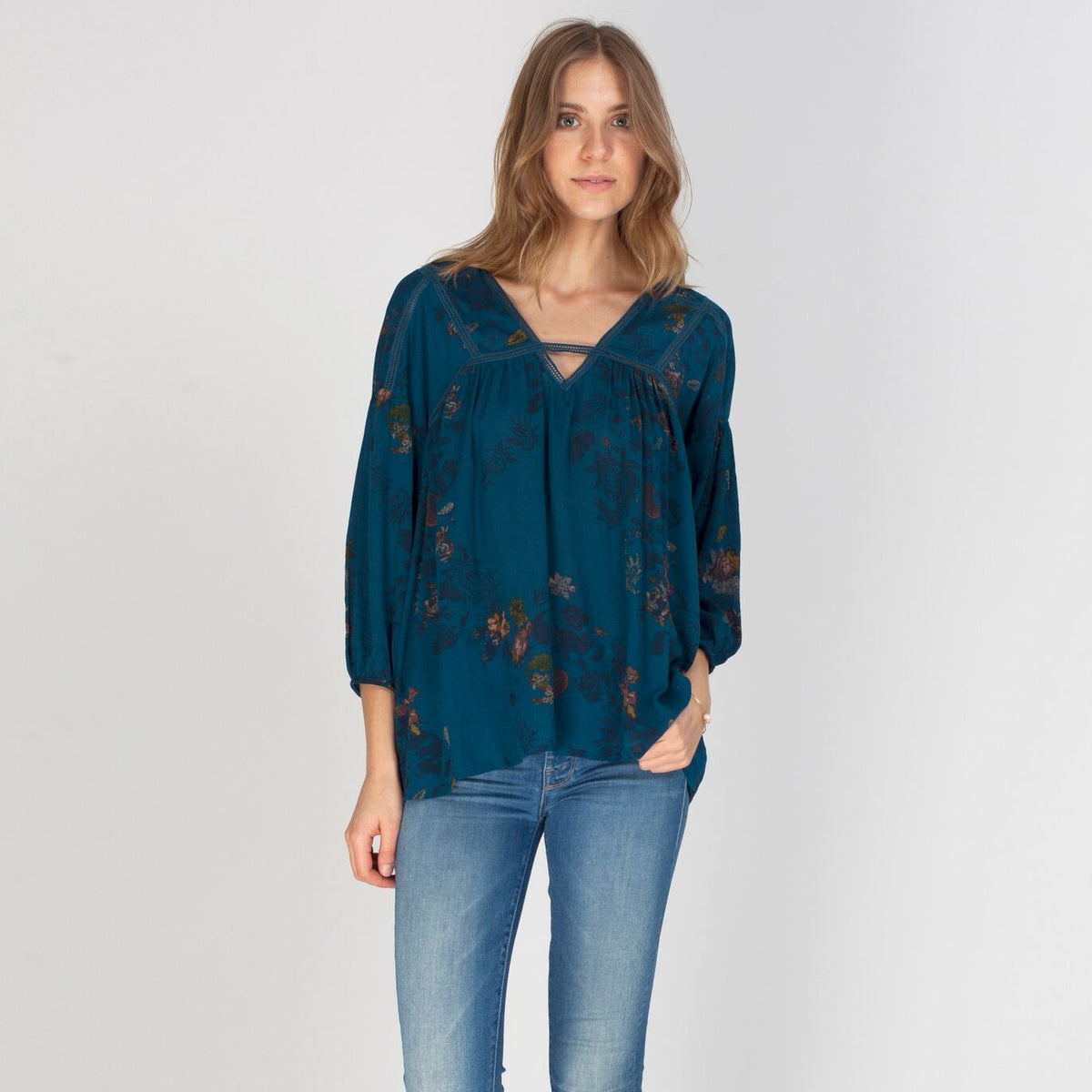 GENTLE FAWN Oracle Top