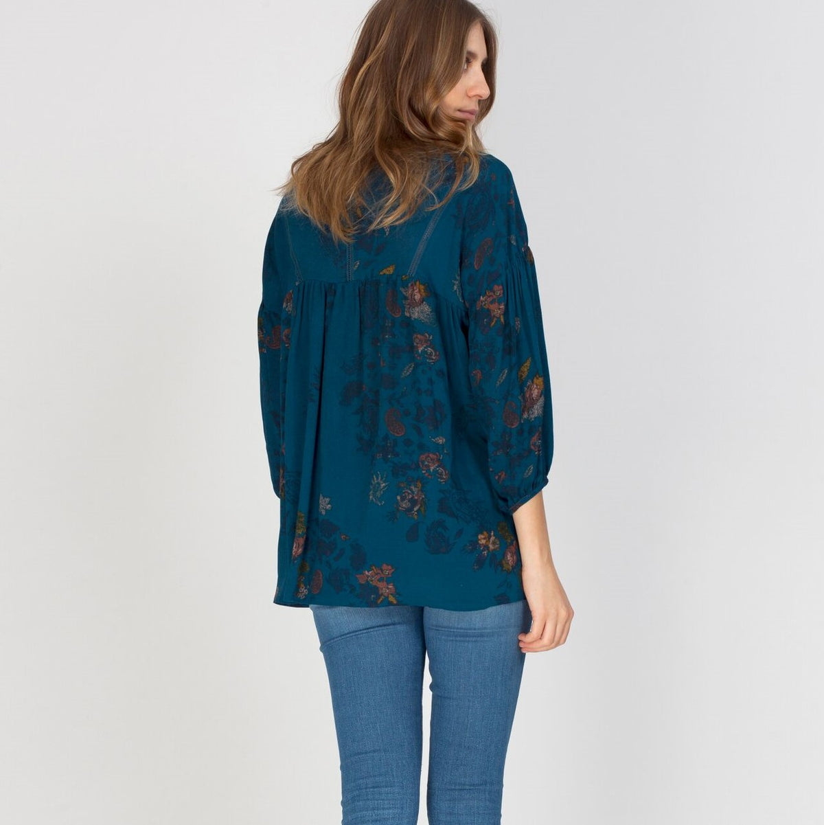 GENTLE FAWN Oracle Top