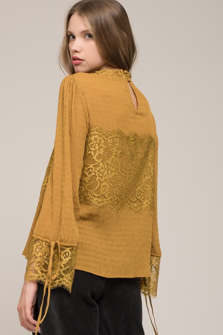 MOON RIVER Lace Detail Long