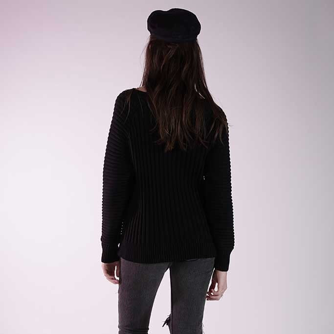 KNOT SISTERS Everyday Sweater- Black