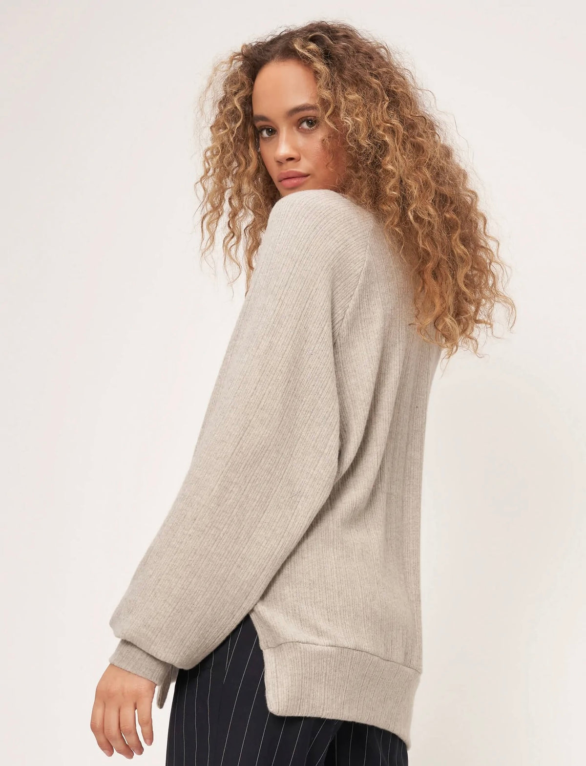 PROJECT SOCIAL T Isabel Cozy Rib