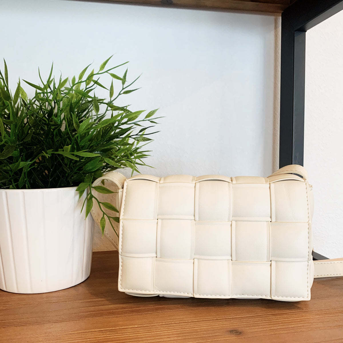 BILLINI Browyn Shoulder Bag