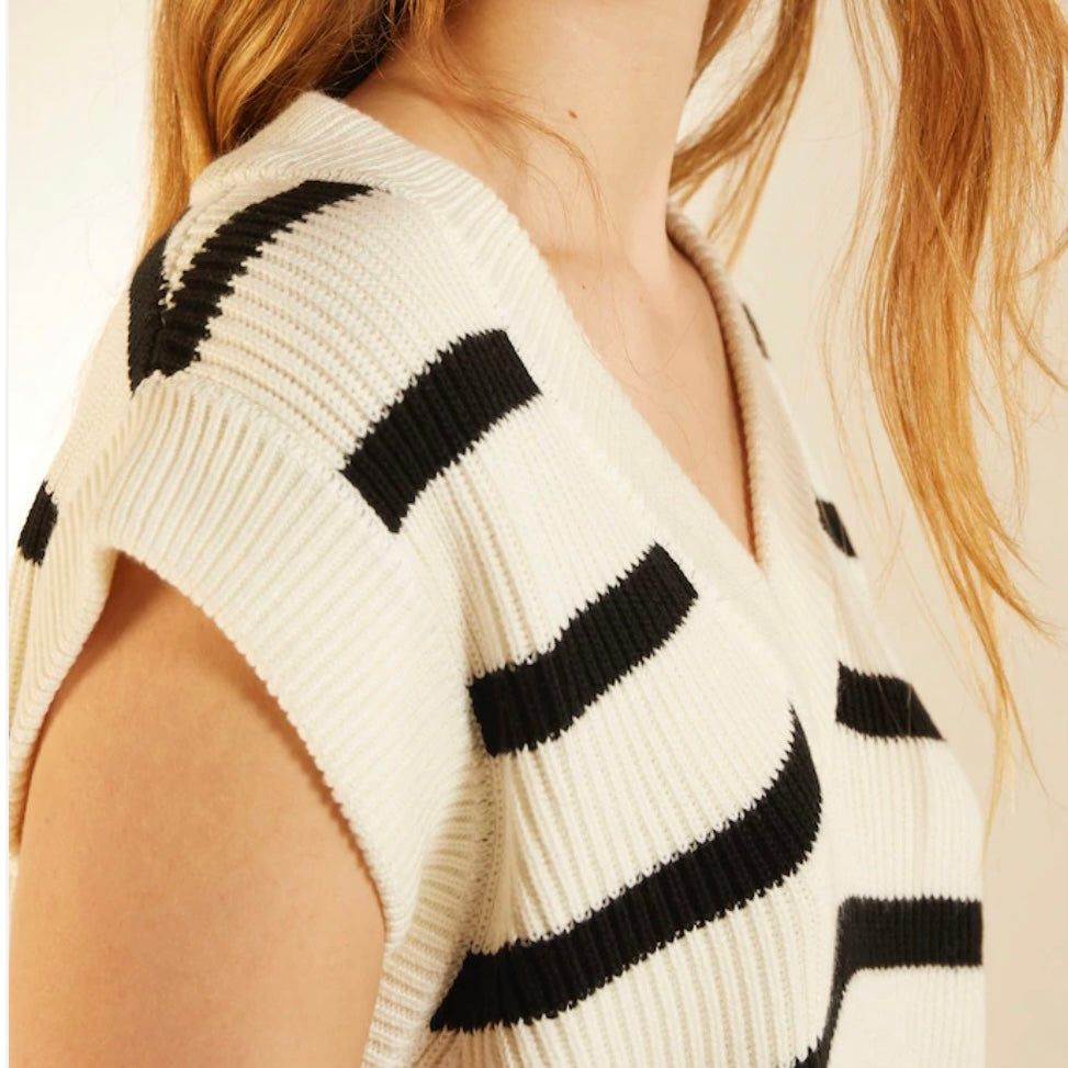 DELUC Pauline Vest