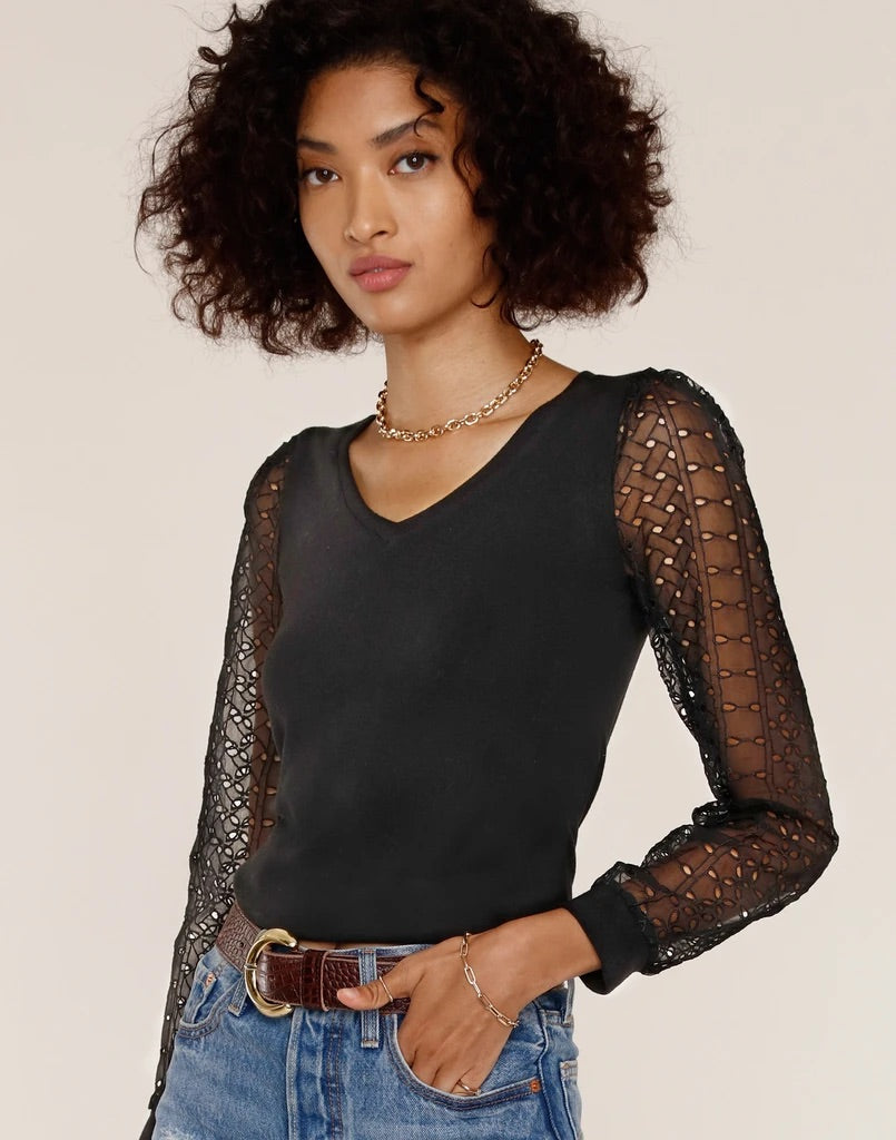 HEARTLOOM Leland Top