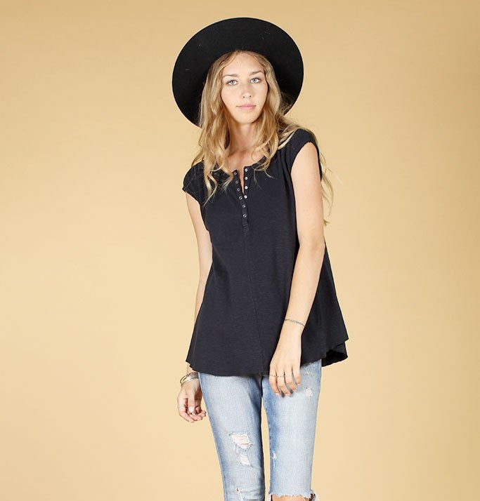 Serge Tee