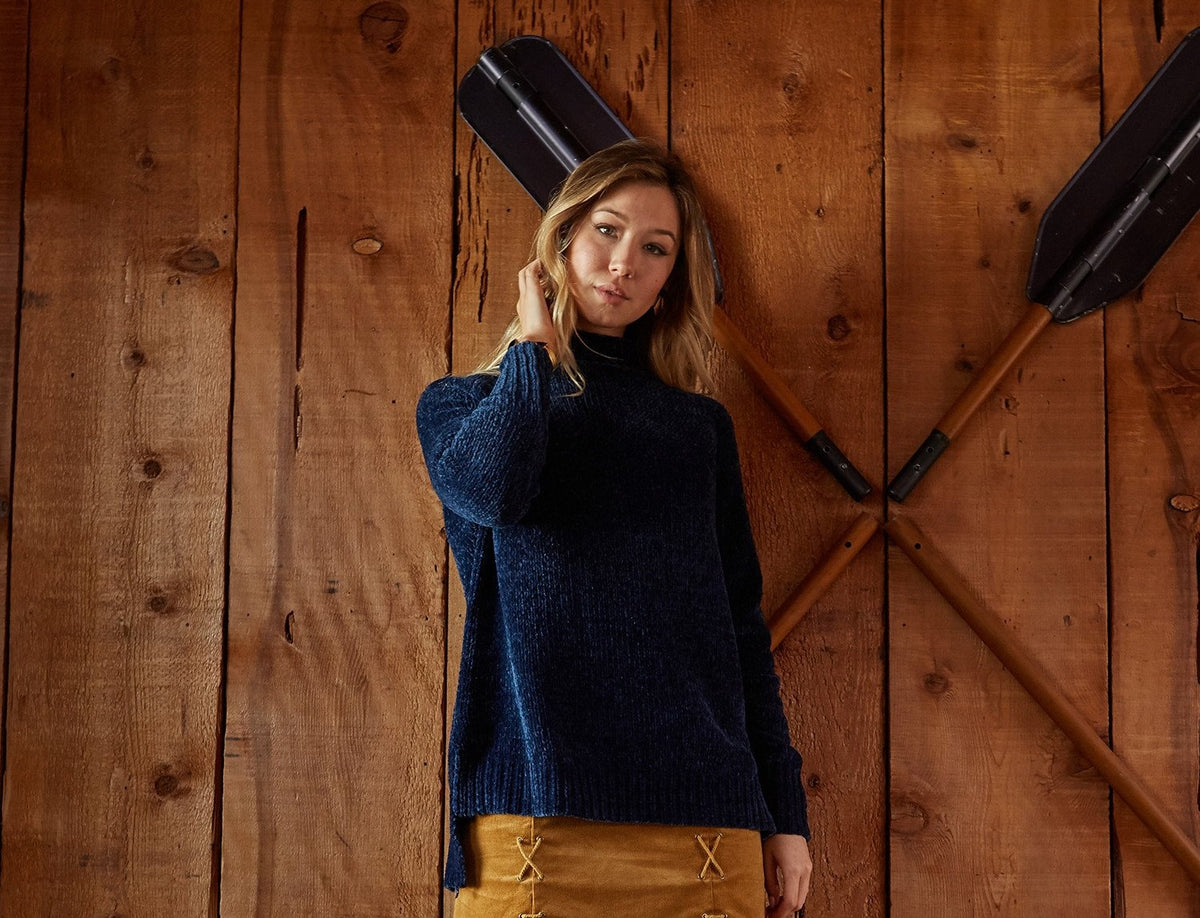 LOST + WANDER Maya Turtle Neck
